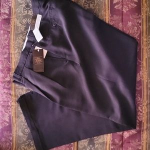 Hosts pick Bill Robin Son men's pants, 44W X 32L, black